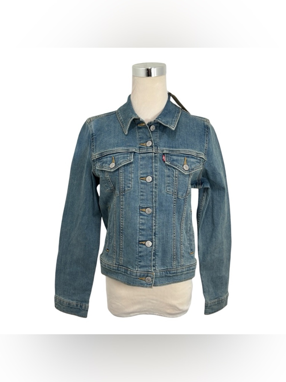 NWT Levi Strauss Levi's Women's Medium Original Trucker Denim Jacket Blue Jean